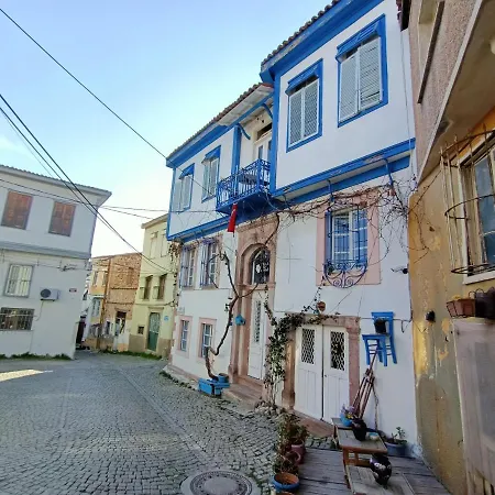 Atilla Bey Konağı Ayvalı