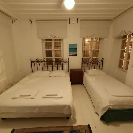 Atilla Bey Konağı Ayvalı