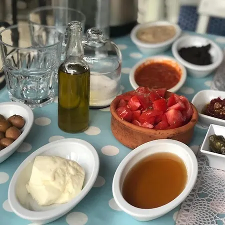 Atilla Bey Konağı * Ayvalı