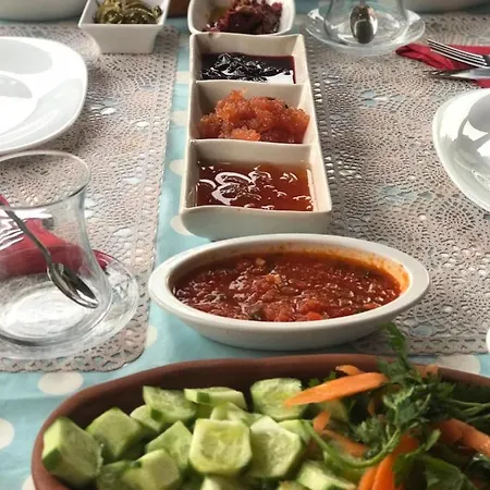Atilla Bey Konağı Ayvalı