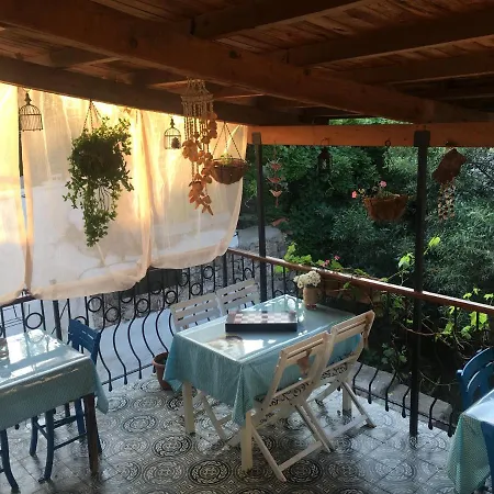 Atilla Bey Konağı Ayvalı