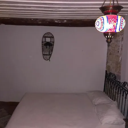 Pansiyon Atilla Bey Konağı *
